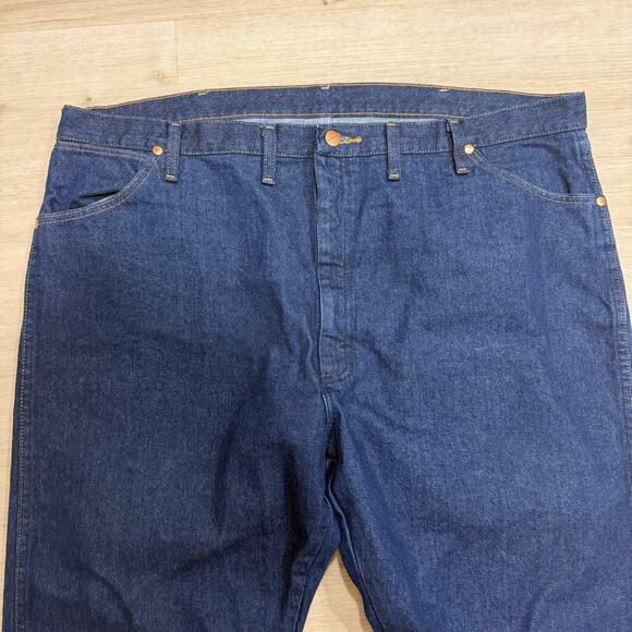 Wrangler Men's Cowboy Cut Original Fit Jean in Prewashed Indigo 13MWZPW 44x30 - Picture 3 of 7